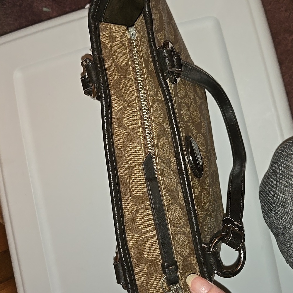 Coach handbag - Picture 10 of 14